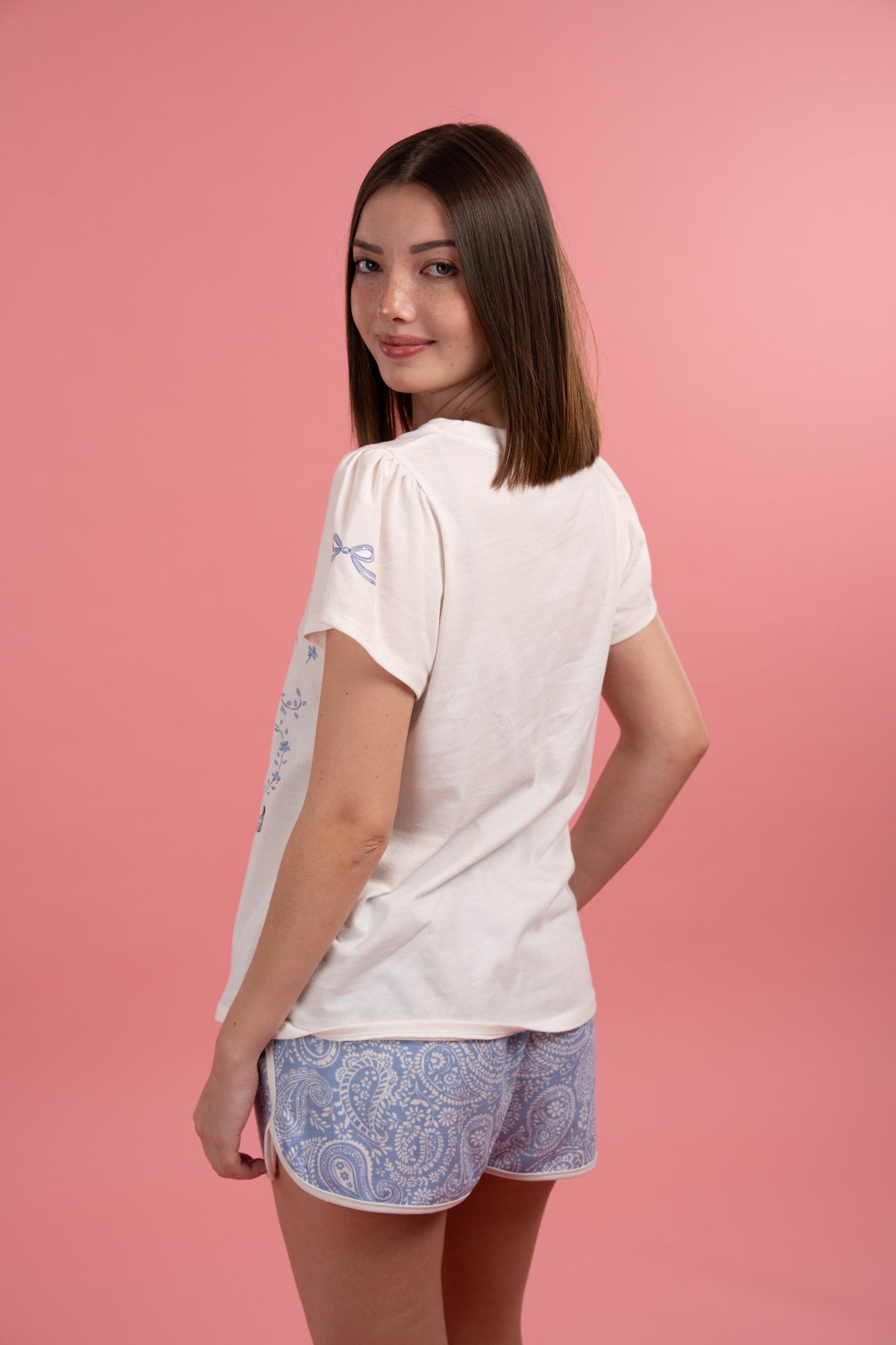 Pijama Olivia 2 piezas , blusa manga corta y short con bolsas