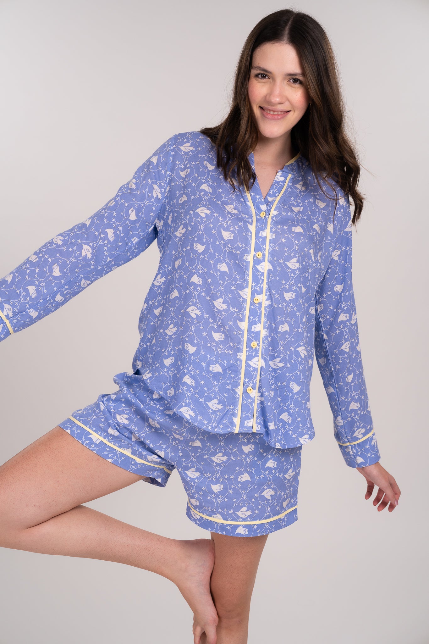 Pijama Camisera Dove Blusa de botones Manga larga y short
