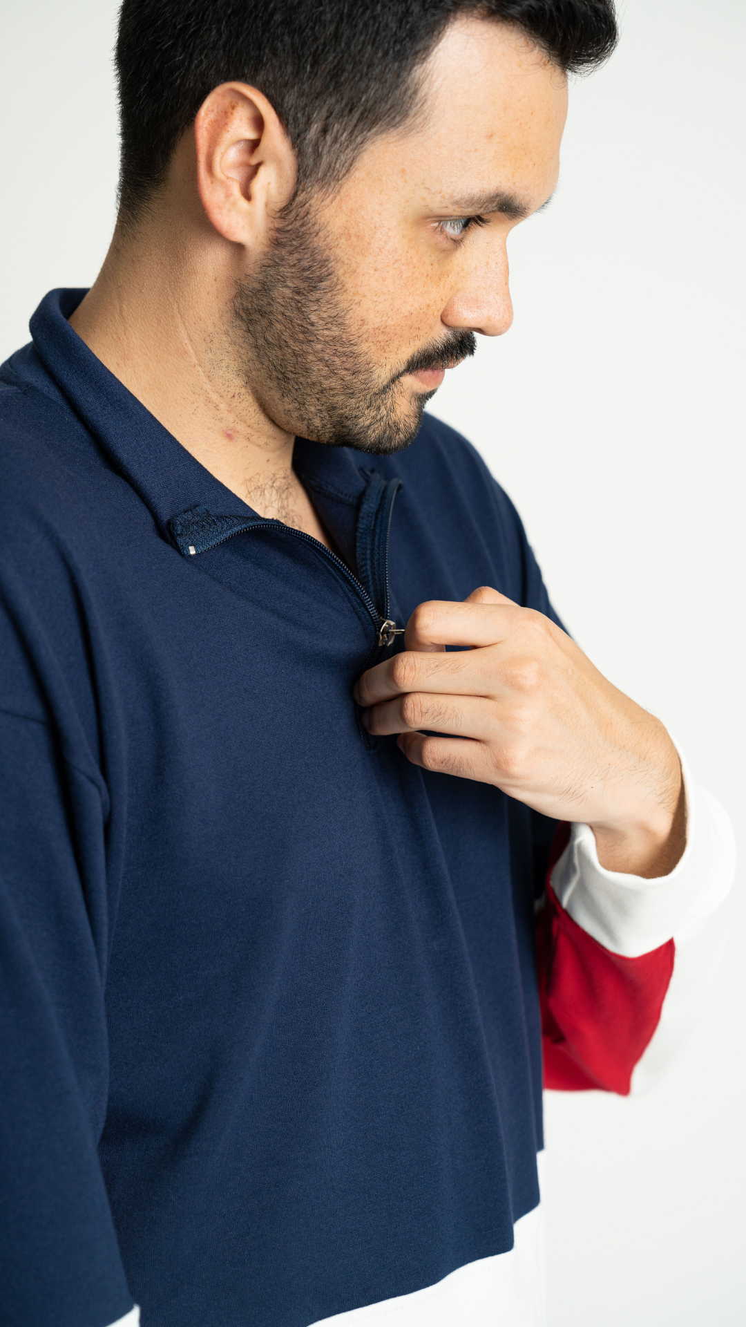 Set Nautica de sudadero y Pantalon con bolsas tipo cargo ,
Elaborado en Algodon spandex,