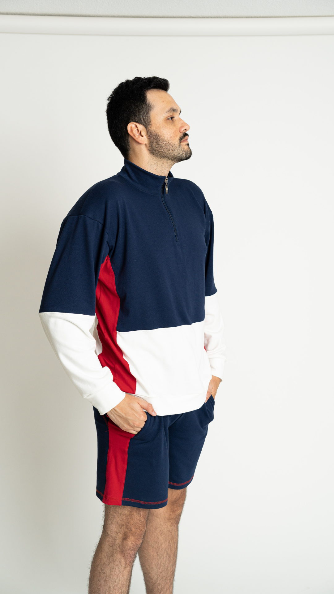 Set Nautica de sudadero y Short con bolsas
Elaborado en Algodon spandex,