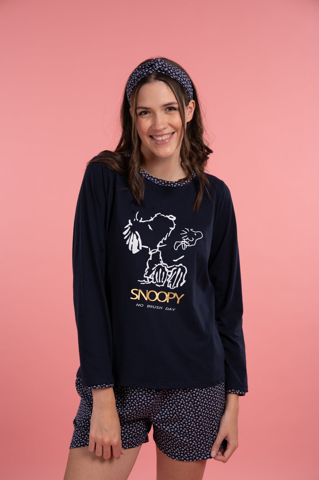 Pijama NO BRUSH SNOOPY 2 piezas , blusa manga larga y short con bolsas