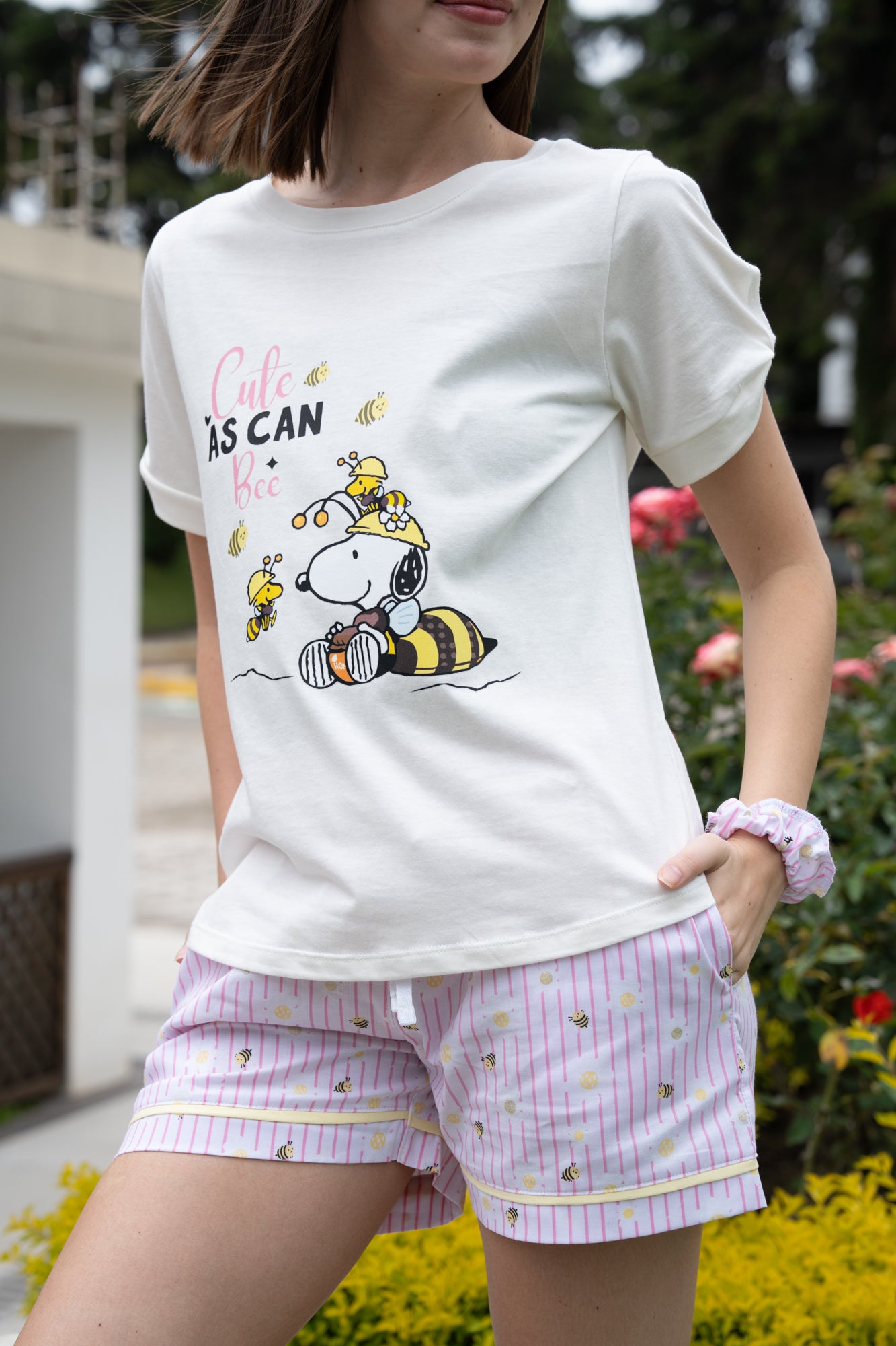 Pijama Cute Bee Snoopy 2 piezas , blusa manga corta y short con bolsas