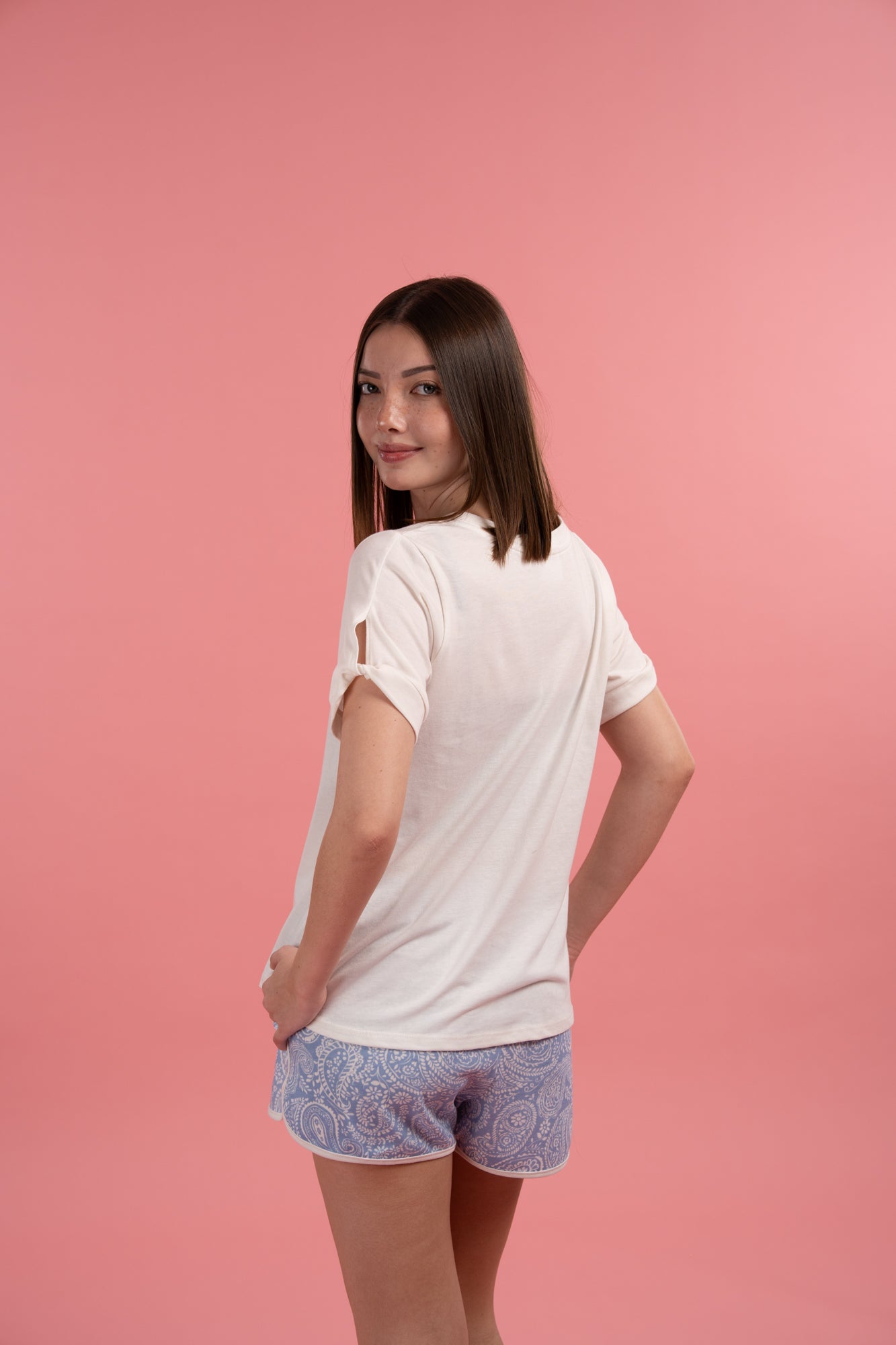 Pijama Vía Simple 2 piezas , blusa manga corta y short con bolsas
