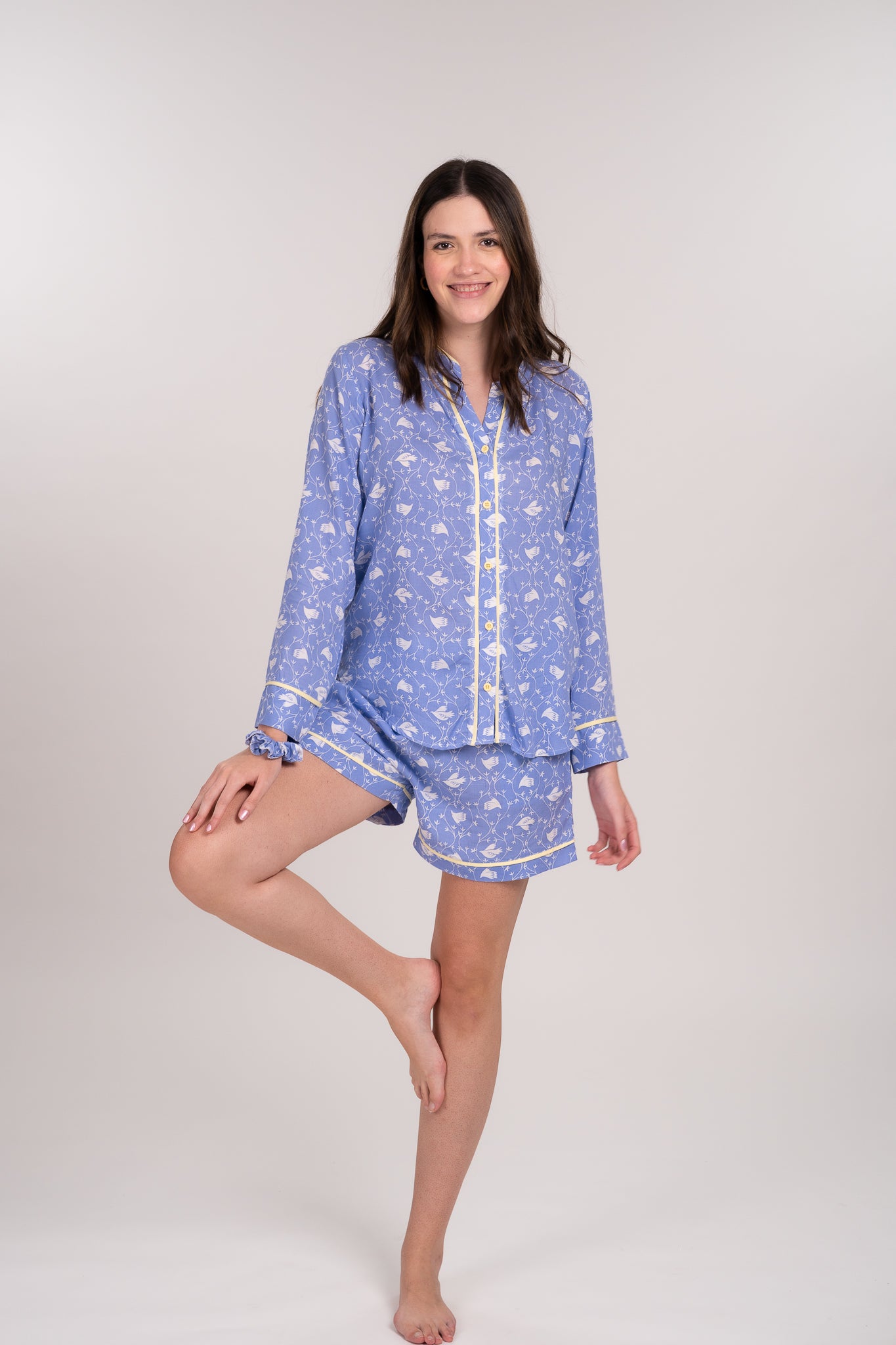 Pijama Camisera Dove Blusa de botones Manga larga y short
