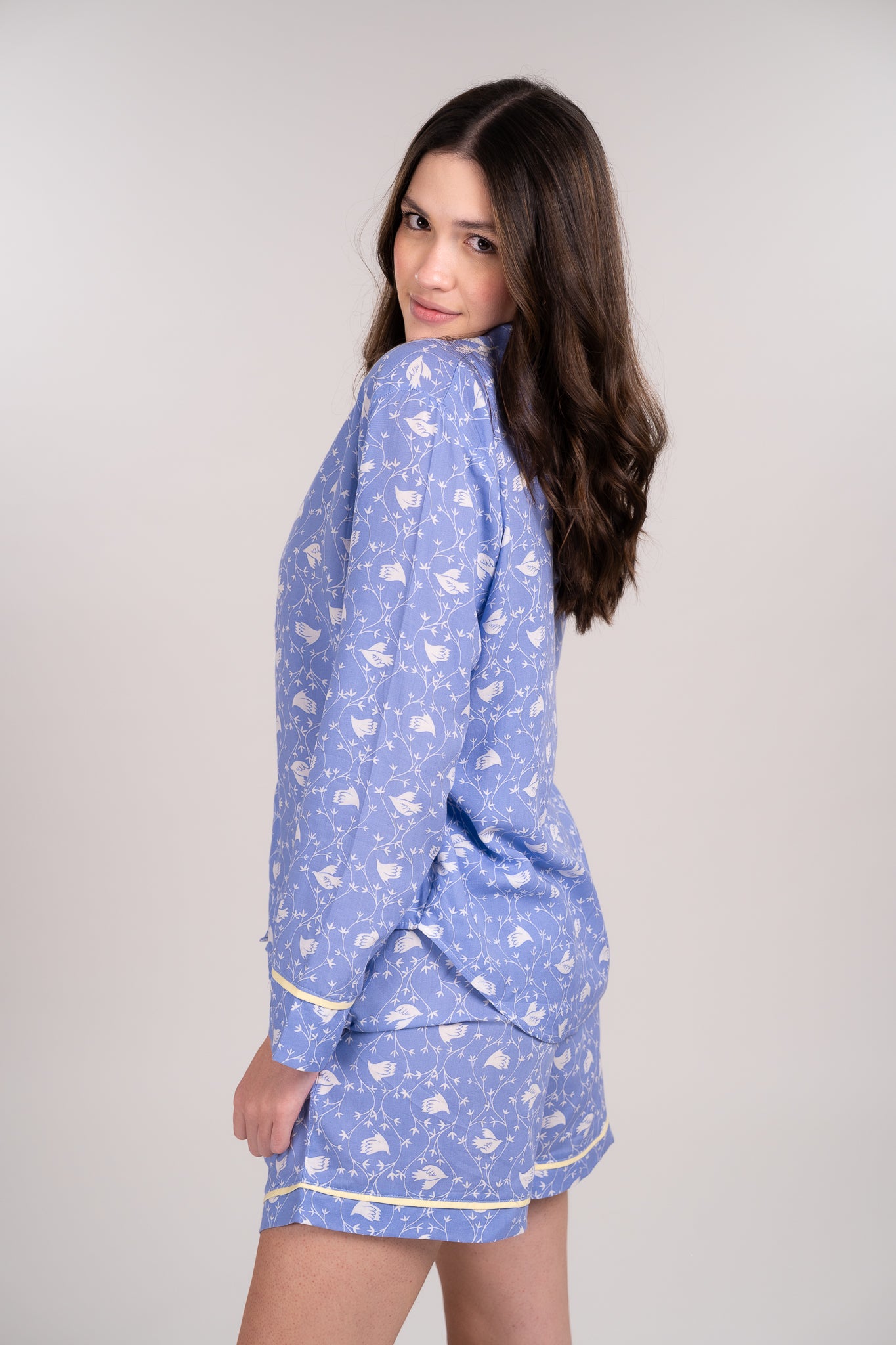 Pijama Camisera Dove Blusa de botones Manga larga y short
