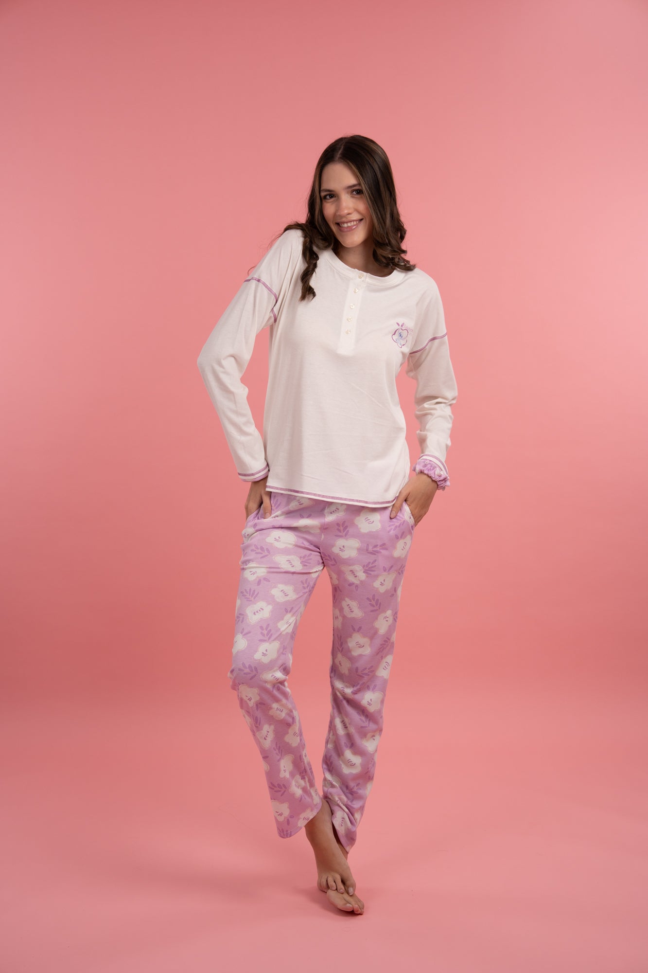 Pijama Stitch Life 2 piezas , blusa manga larga , y pantalón con bolsas
