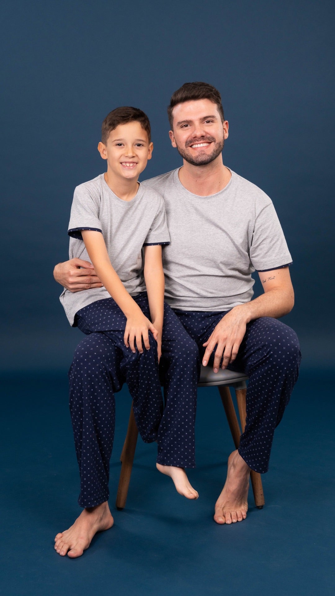 Pijama Record de Tshirt manga corta y pantalon recto con bolsas