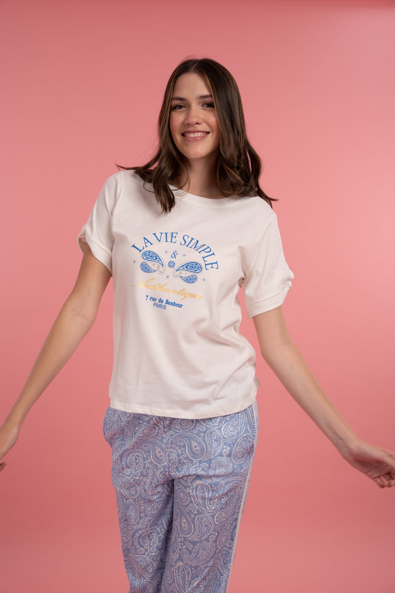 Pijama Vía Simple 2 piezas , blusa manga corta y pantalón con bolsas