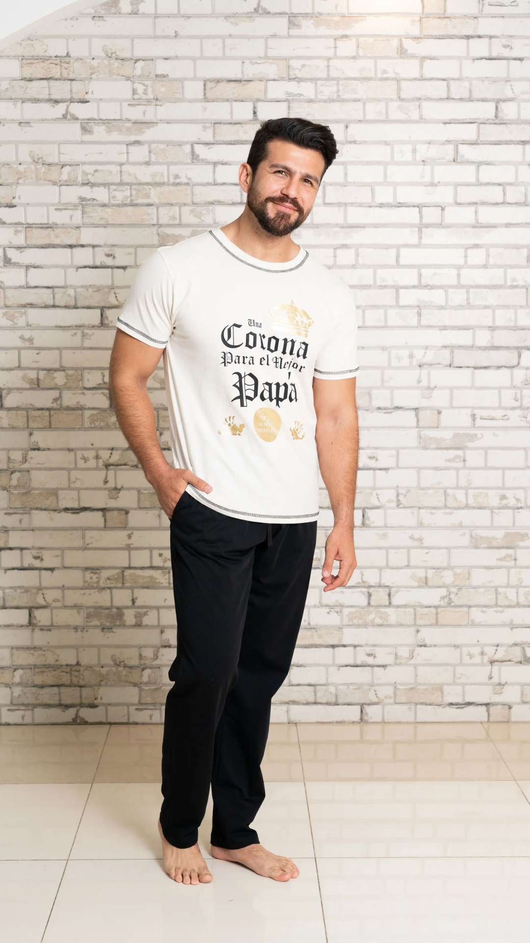 Pijama Corona de Tshrit manga corta y pantalón recto con bolsas