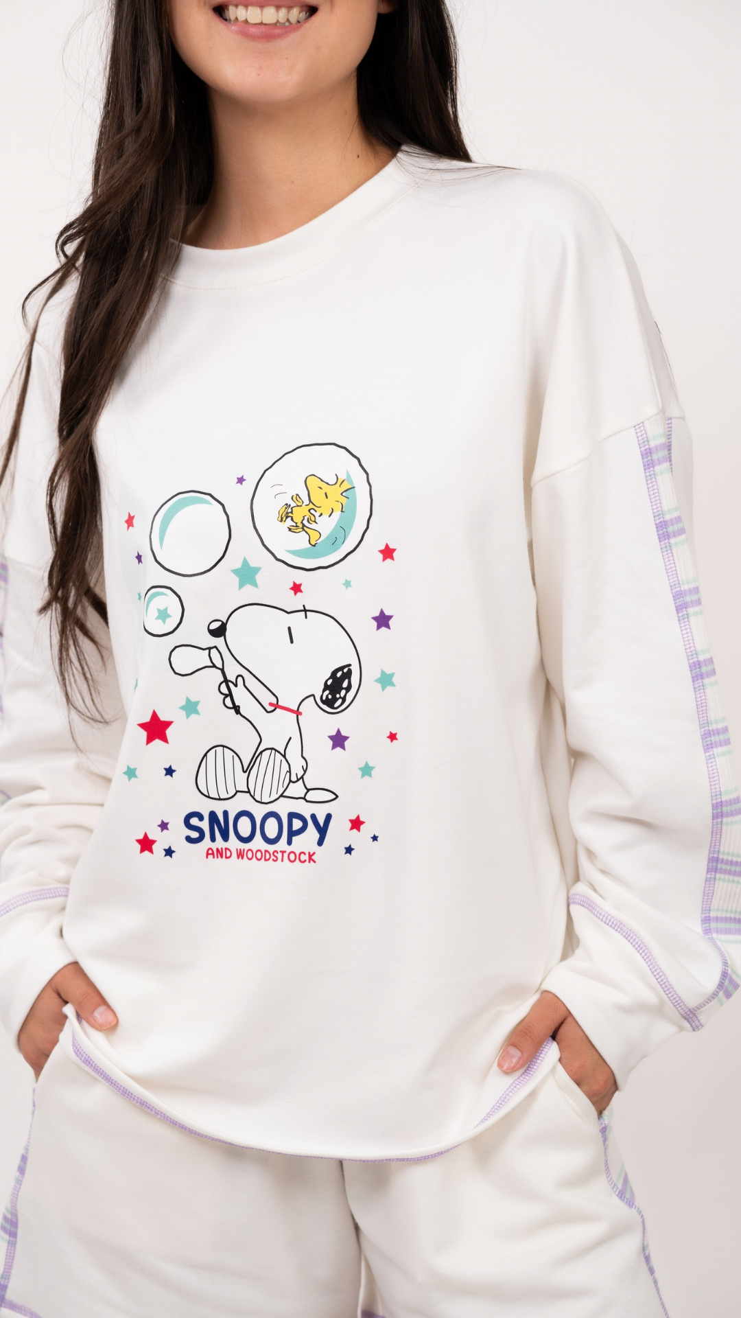 Set bubble snoopy de sudadera y Pantalon con bolsas,
Elaborado en Algodon spandex