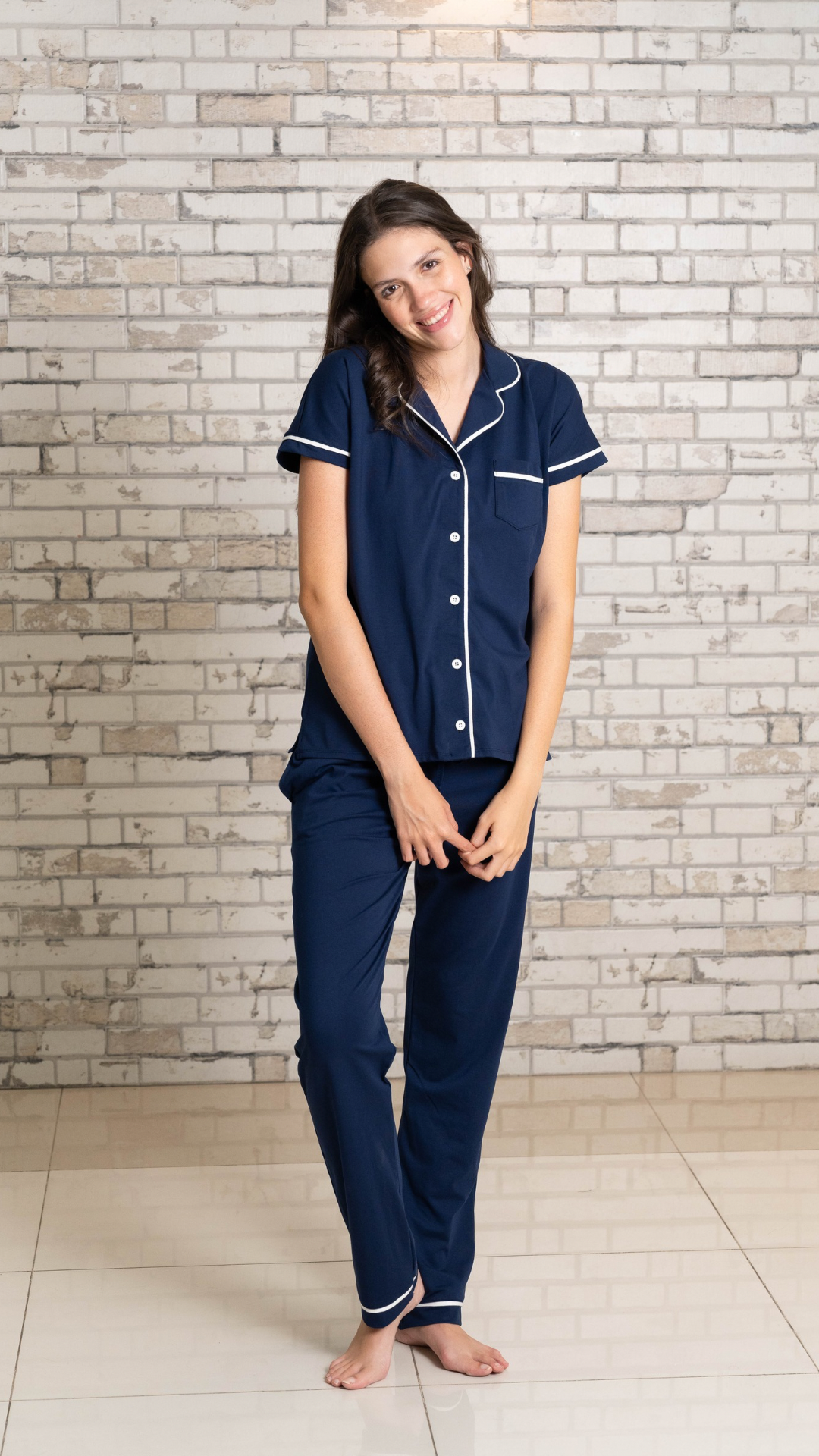 Pijama Camisera Off duty azul 2 piezas , blusa  manga corta  , y pantalón con bolsas 