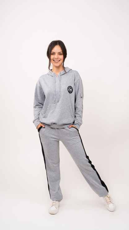 Set Camp Snoopy de sudadera y Pantalon con bolsas ,

Elaborado en Algodon spandex, 