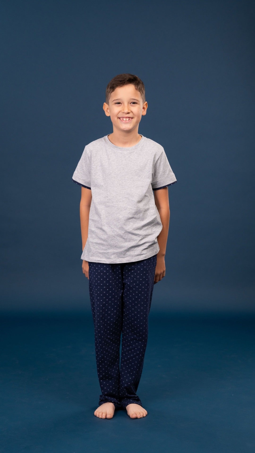 Pijama Record camisa gris y pantalón  niño