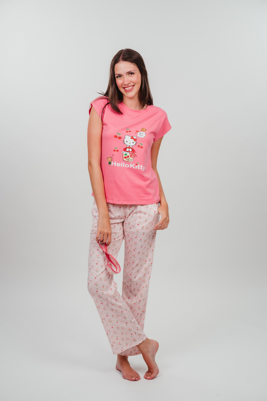Pijama Kitty 2 piezas , blusa  manga corta  , y pantalón con bolsas 