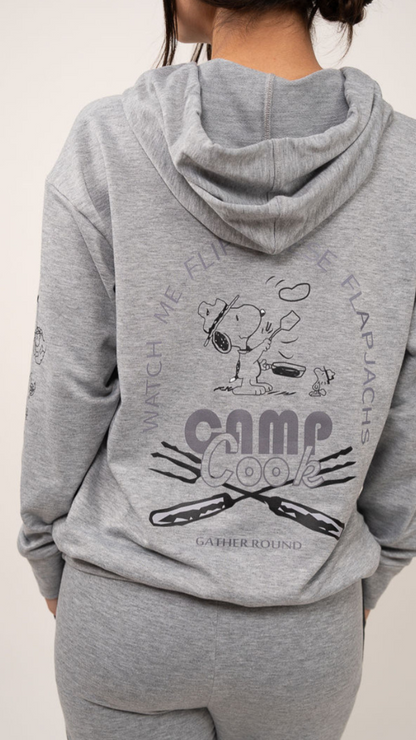 Set Camp Snoopy de sudadera y Pantalon con bolsas ,

Elaborado en Algodon spandex, 