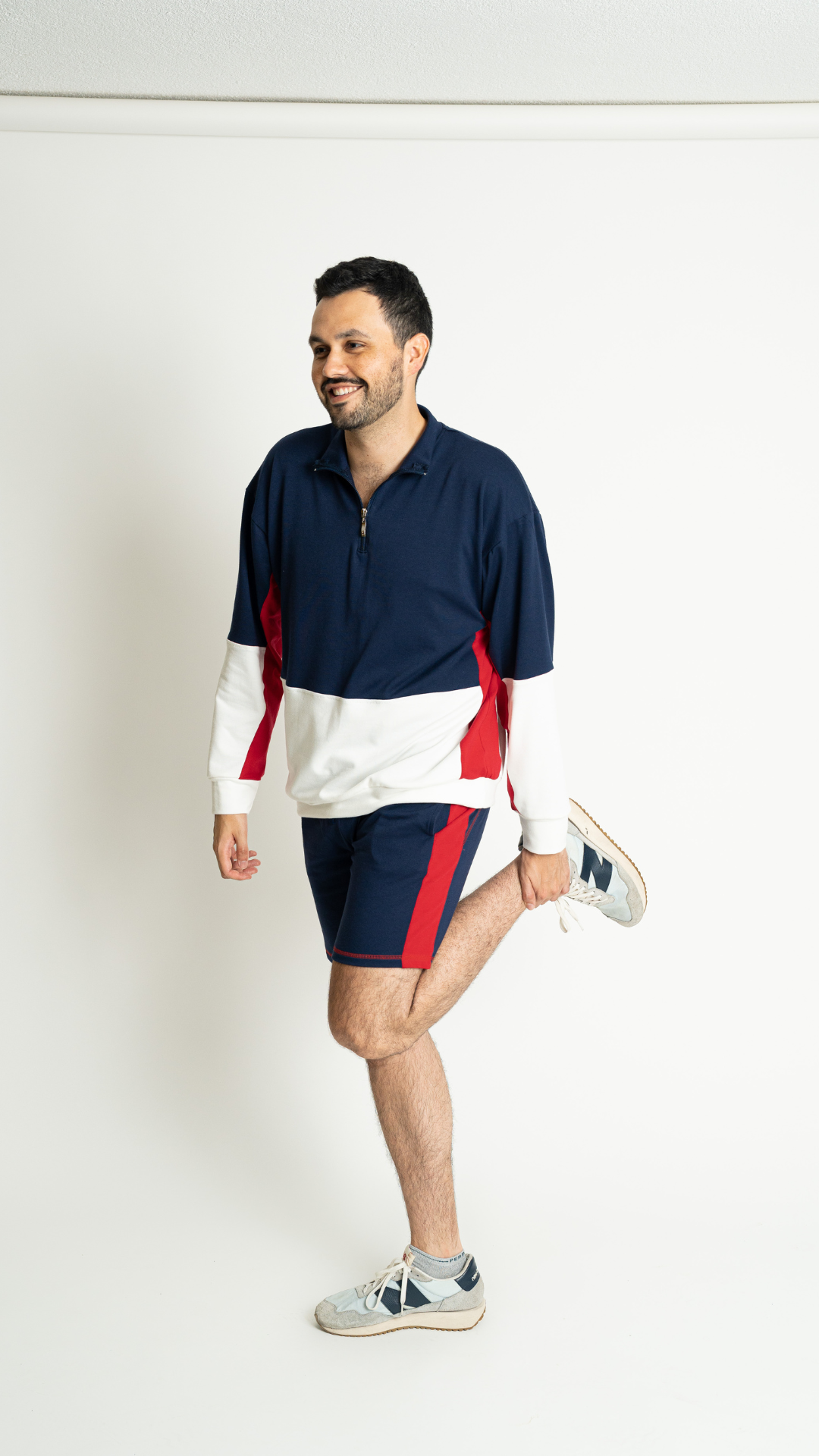 Set Nautica de sudadero y Short con bolsas 

Elaborado en Algodon spandex, 