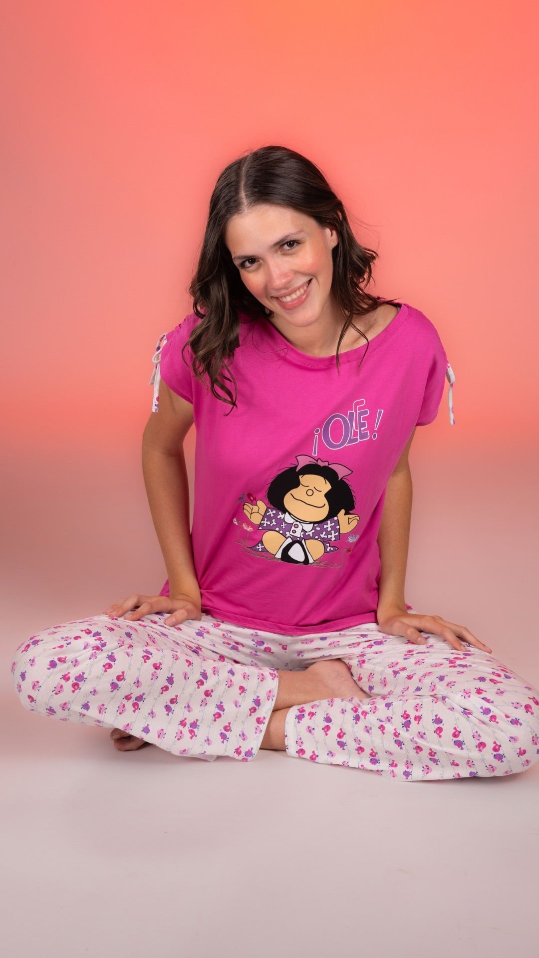 2.3- Pijama Clásica Mafalda Rosa pantalón