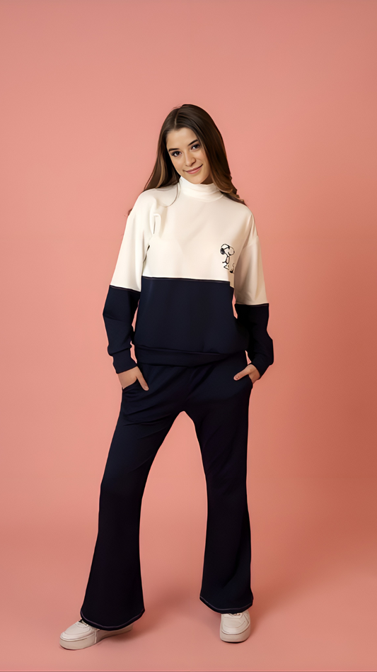 Set Blue snoopy de sudadera y Pantalon con bolsas,

Elaborado en Algodon spandex, 