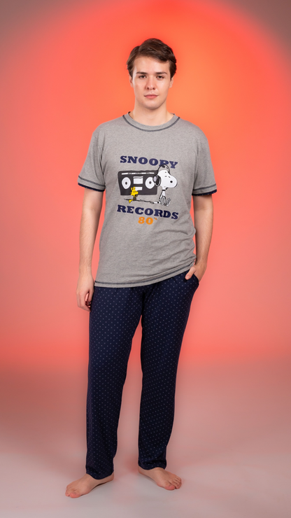 Pijama Record de Tshirt manga corta y pantalon recto con bolsas 

Elaborada en algodón 100% Tejido de punto