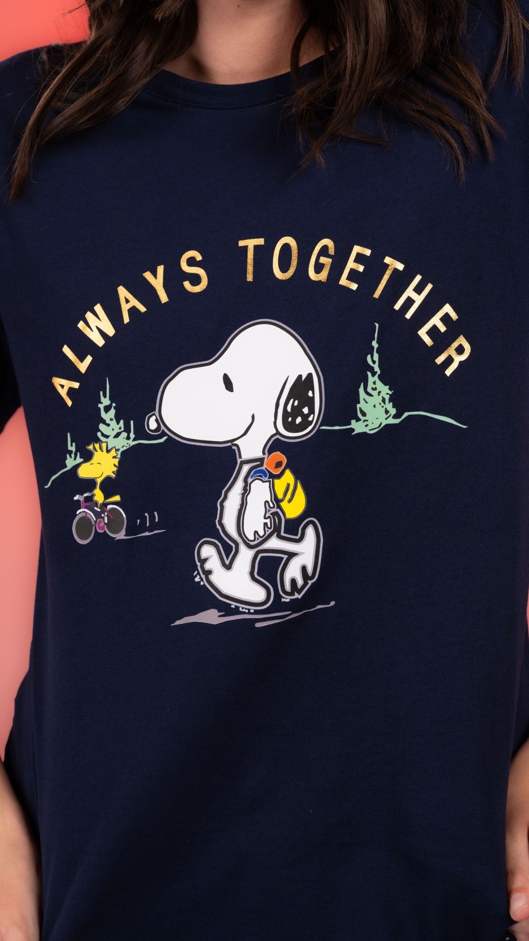 Pijama Clásica Puntitos Snoopy 2 piezas , blusa  manga corta  , y short con bolsas 