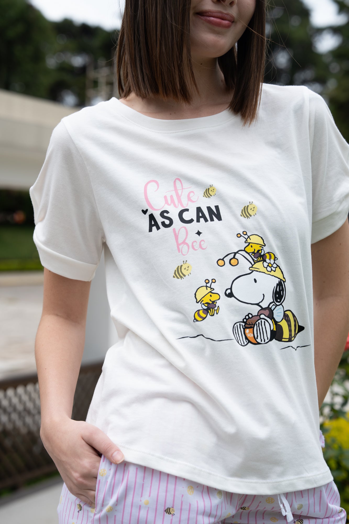 Pijama Cute Bee Snoopy 2 piezas , blusa  manga corta  y short con bolsas 