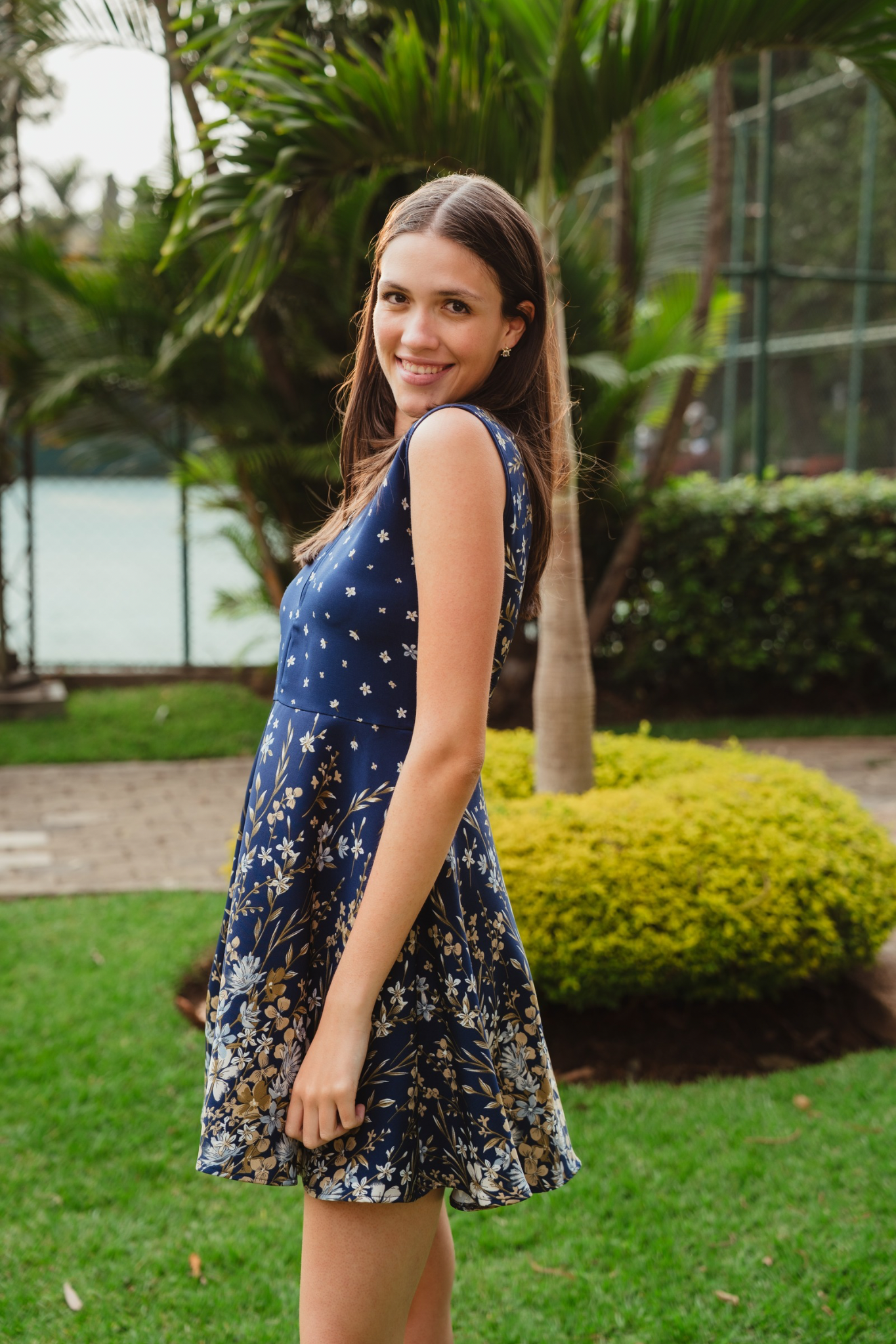 Vestido Corto Vici