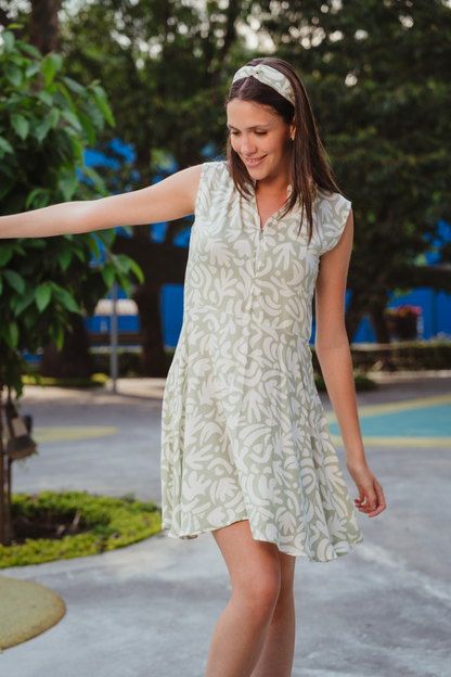 Vestido Corto Verdino en una pieza corto ,

elaborado en algodón 100% tipo hindú  