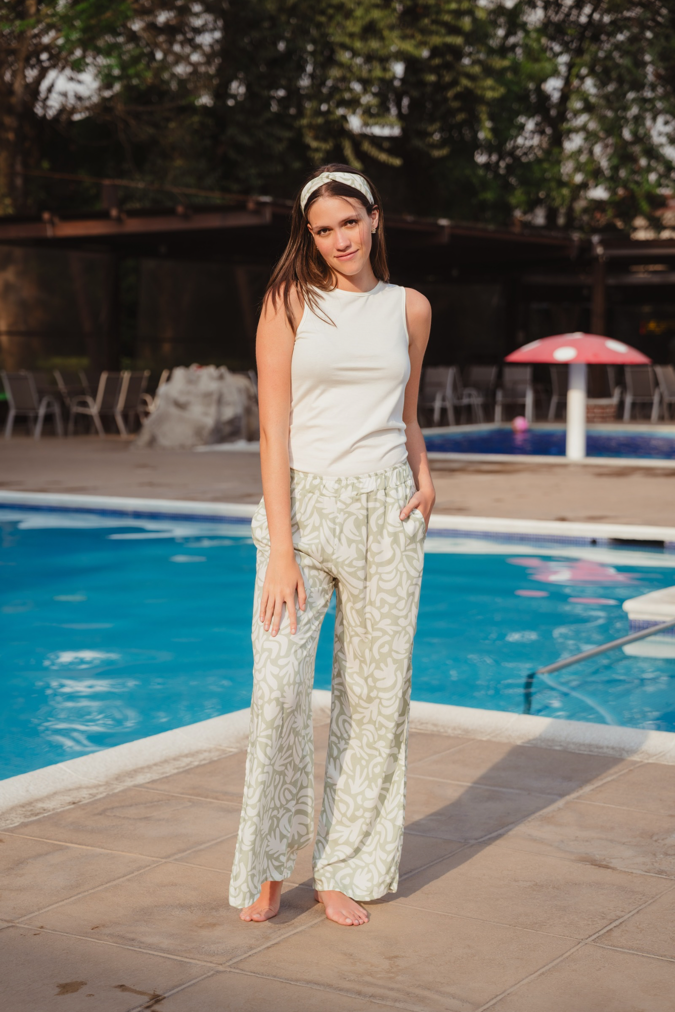 Set 2 Verdino piezas , top  , y pantalón ancho  con bolsas 
