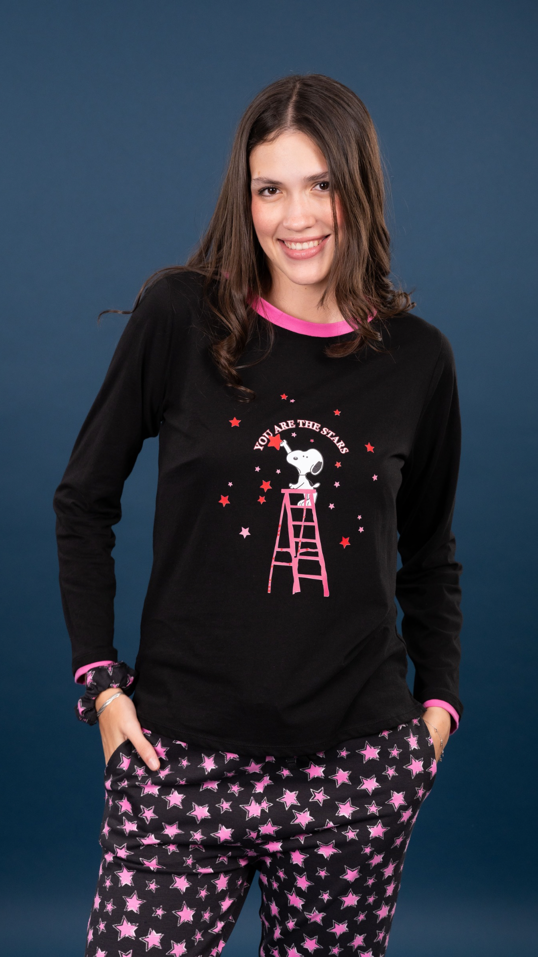 Pijama Star snoopy 2 piezas , blusa  manga larga  , y pantalón con bolsas 