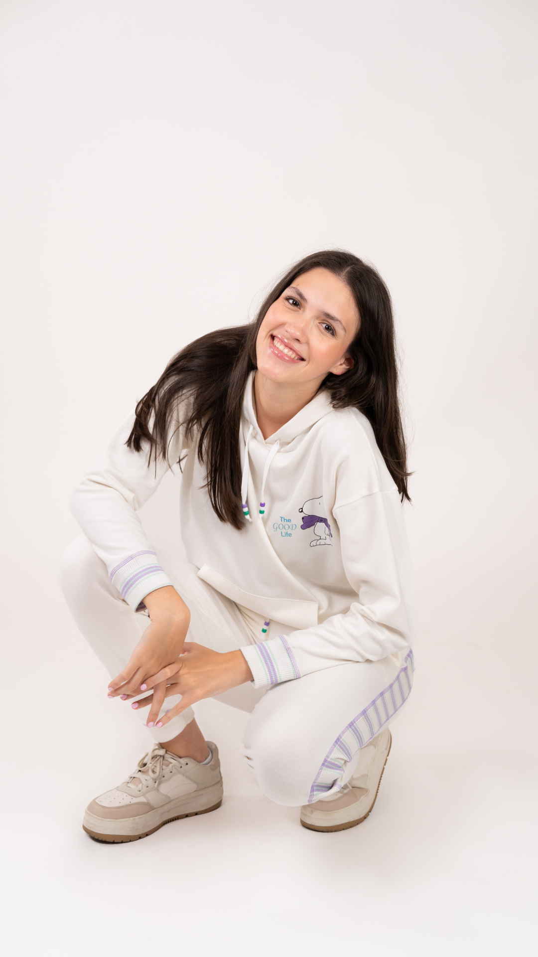Set Riboon snoopy de sudadera y Pantalon con bolsas,

Elaborado en Algodon spandex, 