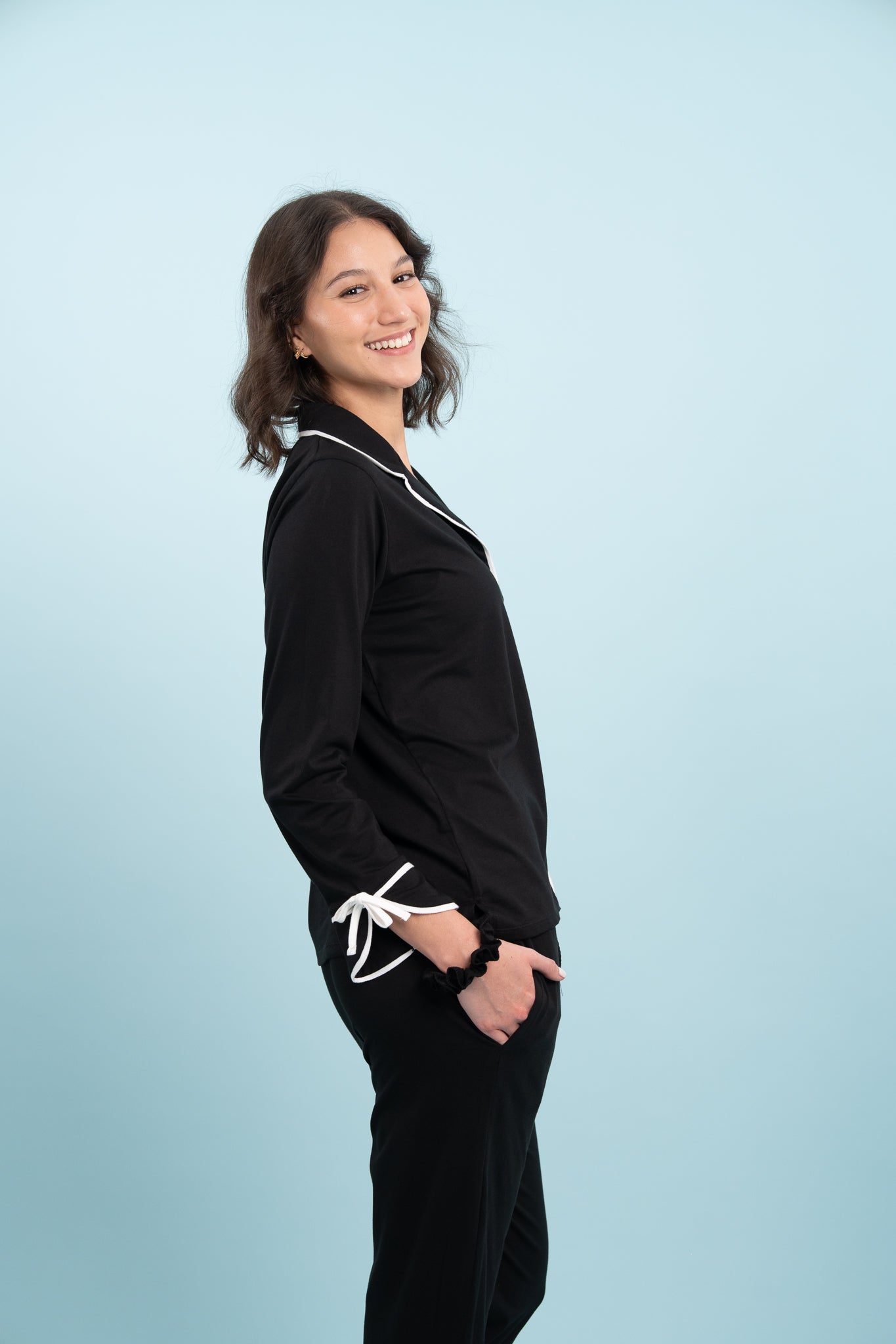 Pijama Camisera Bow Black Manga larga y pantalon