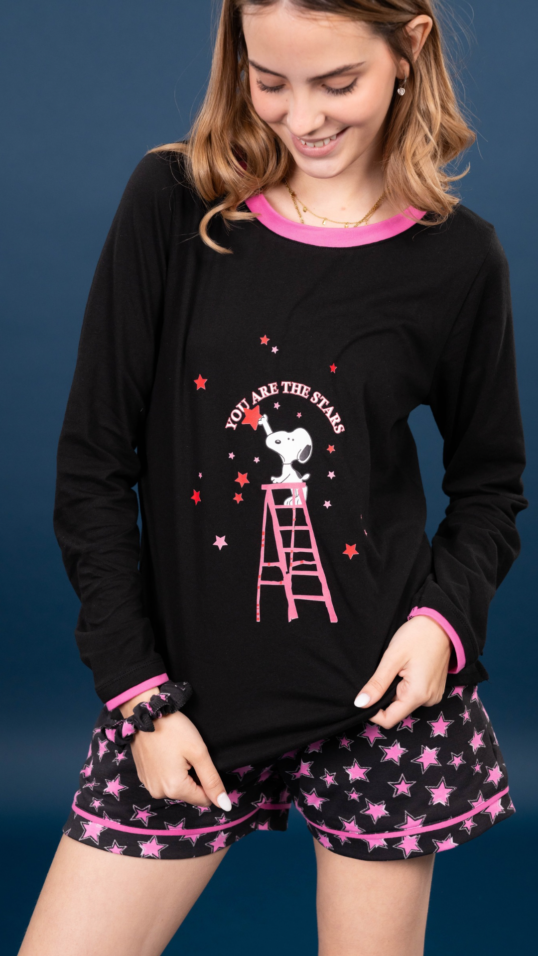 Pijama Star Snoopy 2 piezas , blusa  manga Larga   , y short  con bolsas 