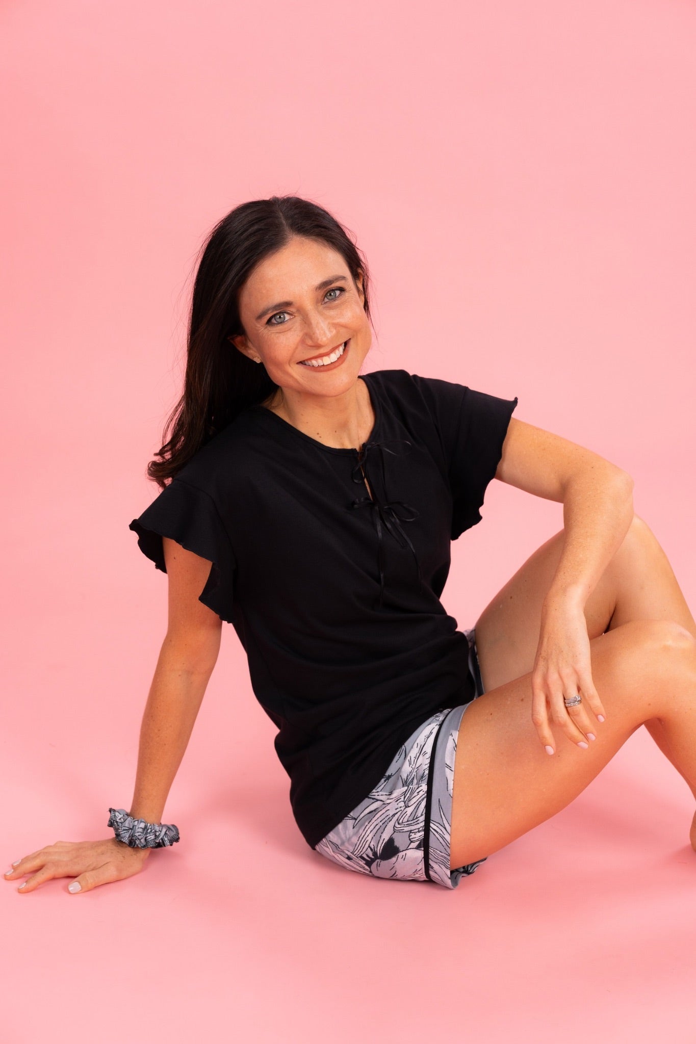 Pijama Clásica Camila 2 piezas , blusa  manga corta  , y short con bolsas 