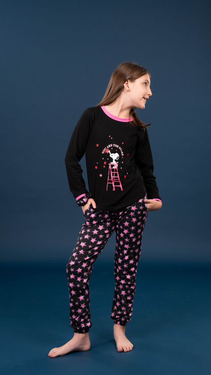 Pijama Star Snoopy 2 piezas , blusa  manga larga   , y pantalón con bolsas 