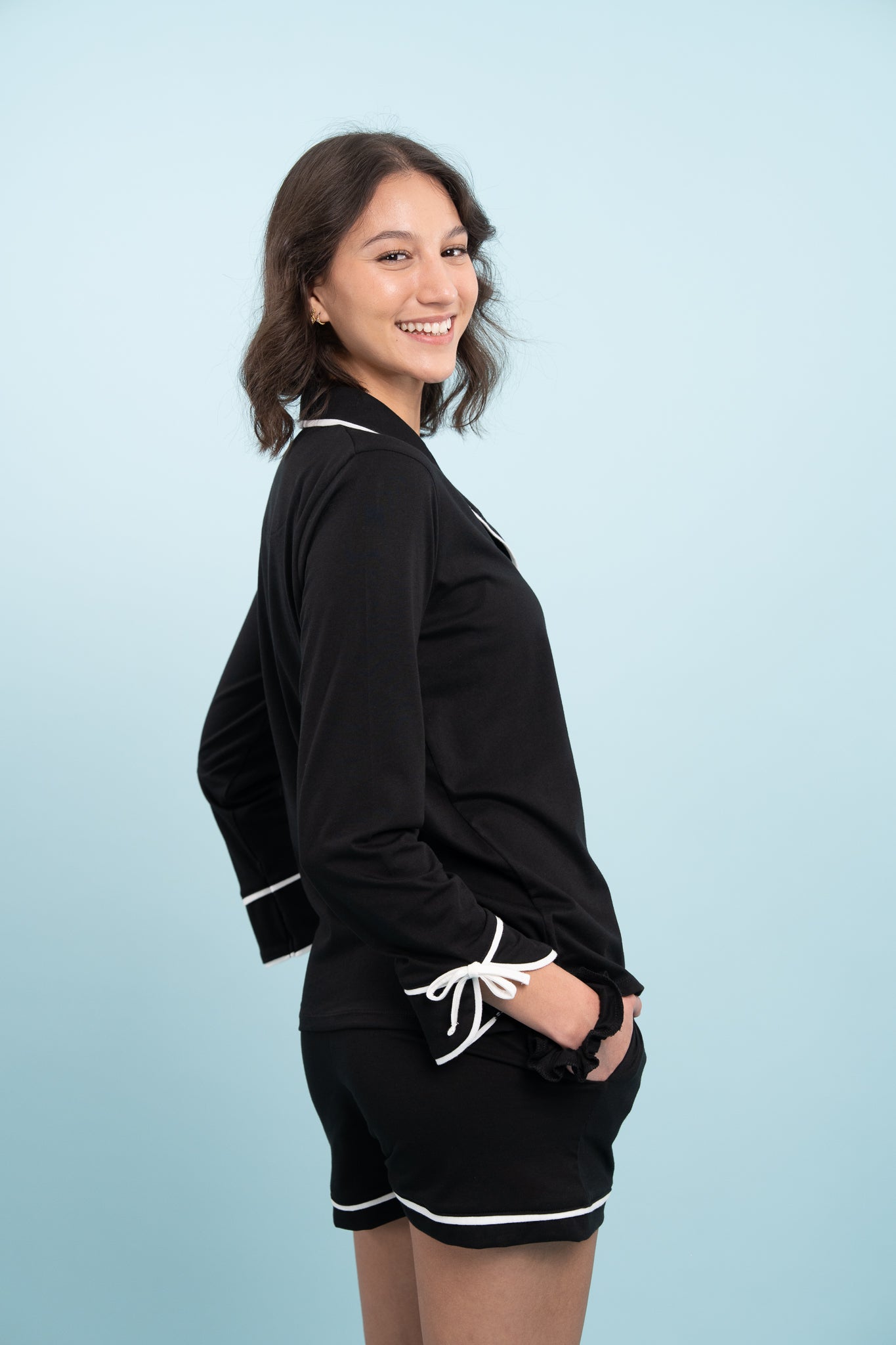 Pijama Camisera  Bow Black Blusa de botones Manga larga  y short