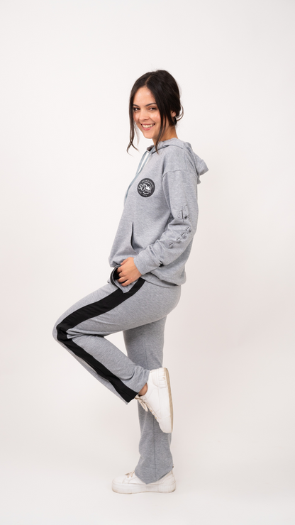 Set Camp Snoopy de sudadera y Pantalon con bolsas ,

Elaborado en Algodon spandex, 