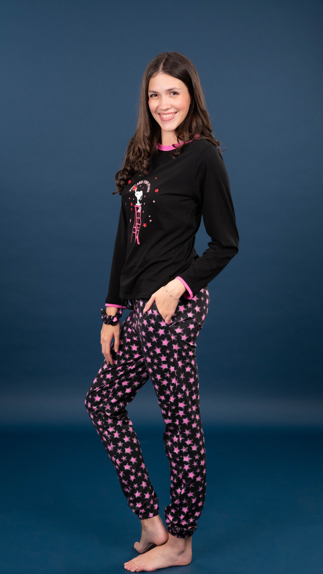 Pijama Star snoopy 2 piezas , blusa  manga larga  , y pantalón con bolsas 
