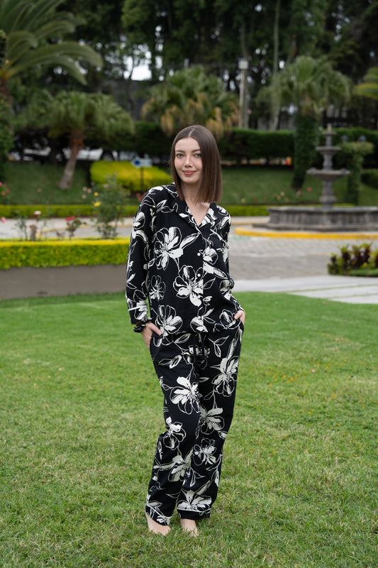 Pijama Camisera Martina 2 piezas , blusa  manga larga  , y pantalón con bolsas 