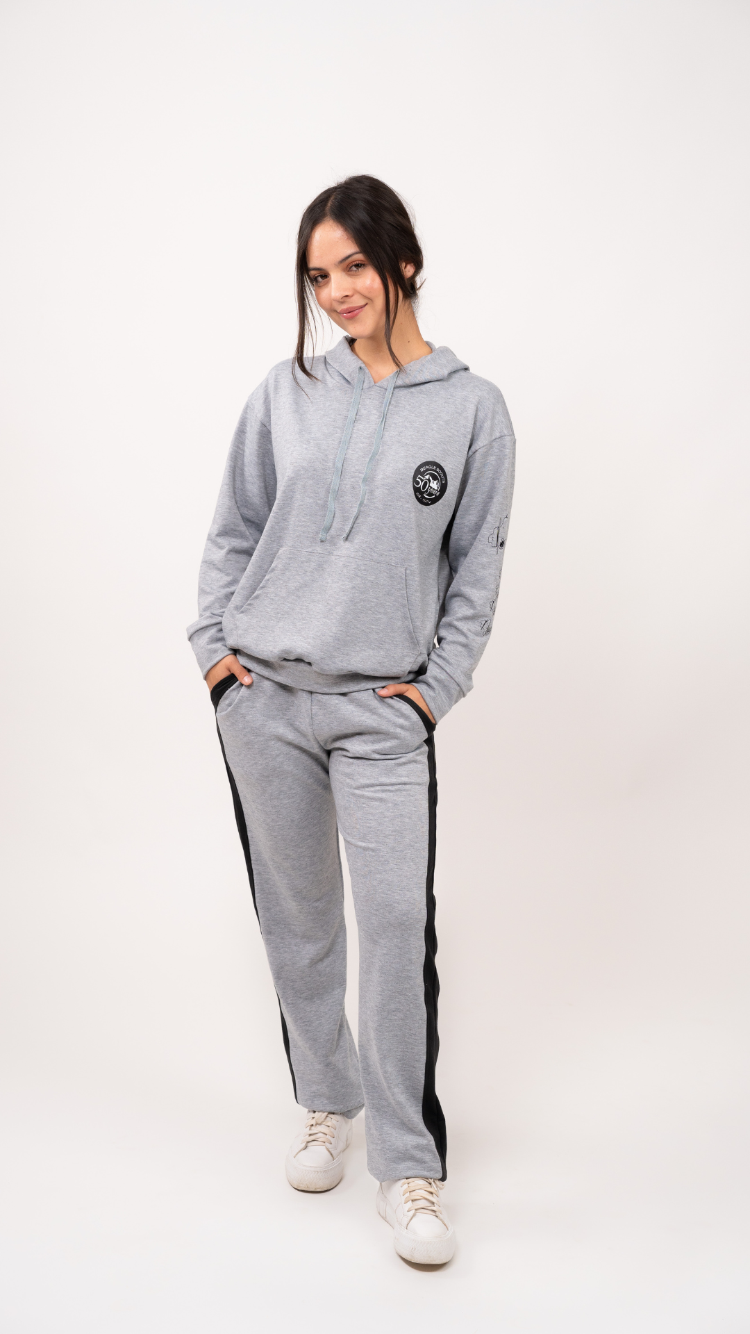 Set Camp Snoopy de sudadera y Pantalon con bolsas ,

Elaborado en Algodon spandex, 