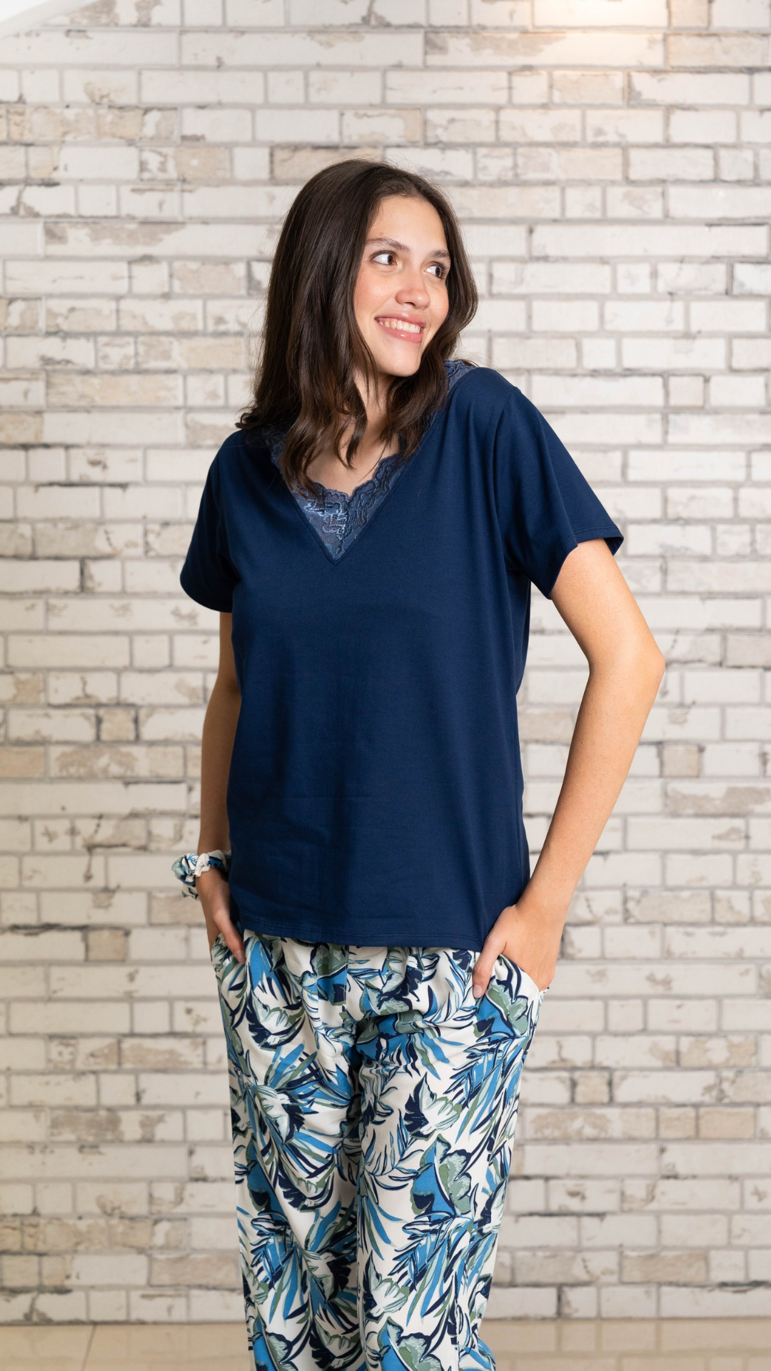 Pijama Clásica Zafiro 2 piezas , blusa  manga corta  , y pantalón con bolsas 