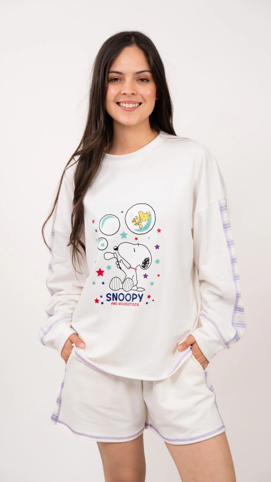 Set bubble snoopy de sudadera y Pantalon con bolsas,

Elaborado en Algodon spandex
