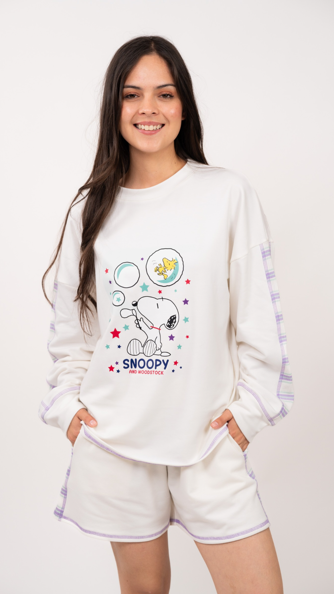 Set bubble snoopy de sudadera y Pantalon con bolsas,

Elaborado en Algodon spandex